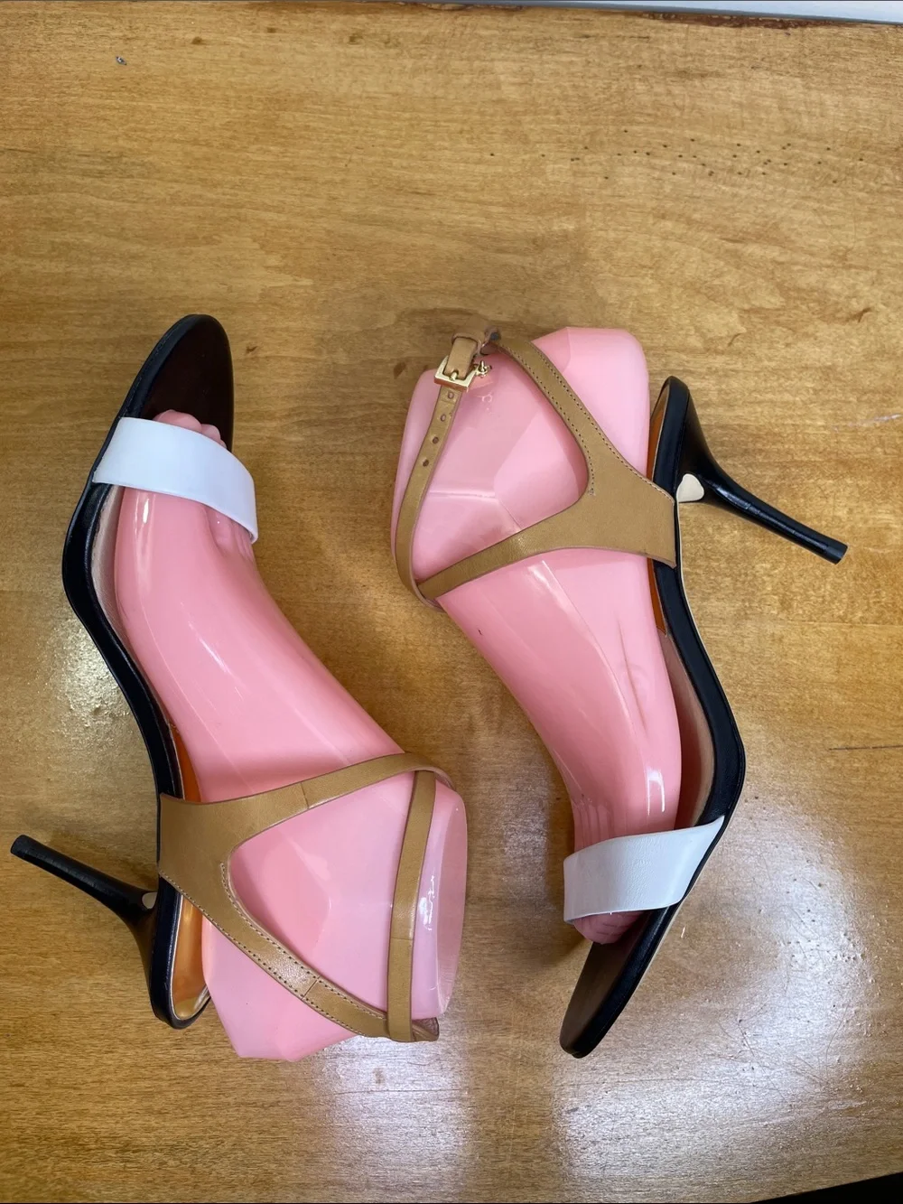 Michael Kors White, Tan and Black Strappy Heels. Size 7.5